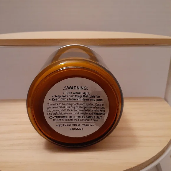 ✂️3/$15 Scented Candle in Glass Jar - Picture 2 of 3